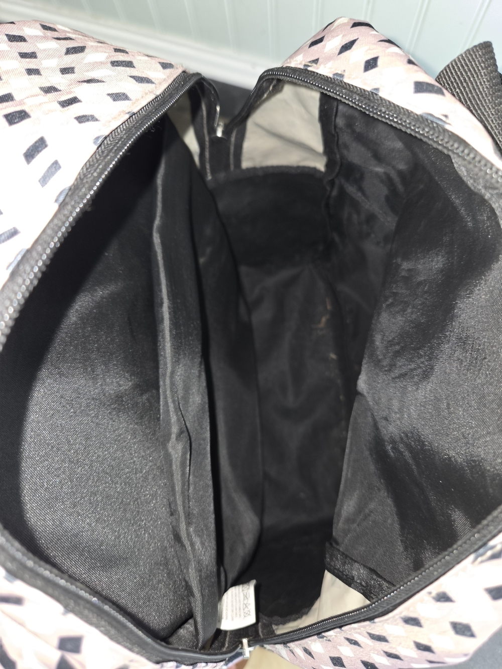Volcom Pink and Black Patterned Backpack - Picture 3 of 3